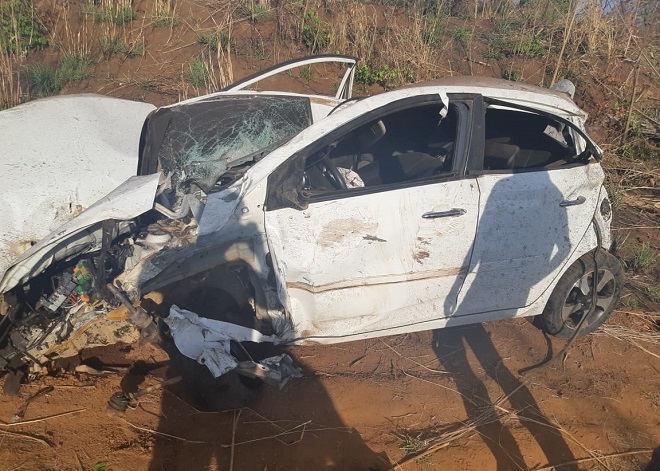 Veículo envolvido no acidente no km 169,4 da BR 010