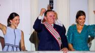 Flávio Dino entrega a faixa para Carlos Brandão, novo governador do Maranhão