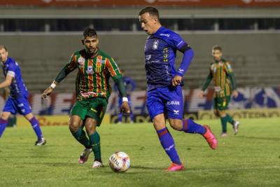 Sampaio Corrêa e Paraná fecham a rodada da Série B com empate sem gols