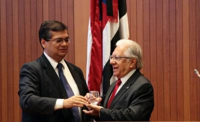 Morre vítima da Covid-19, pai do governador Flávio Dino em São Luís