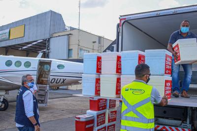 Governo distribui mais de 270 mil doses de vacinas contra a Covid-19