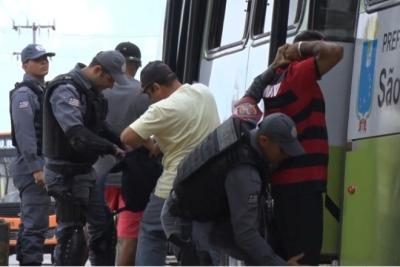 PM  intensifica ações preventivas em ônibus da Grande São Luís