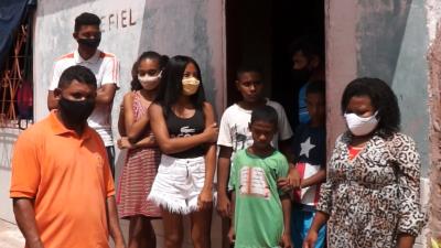 Família busca ajuda para cuidar de crianças que perderam a mãe