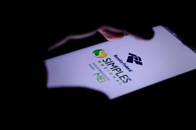Simples Nacional: prazo para regularizar empresas encerra sexta (12)