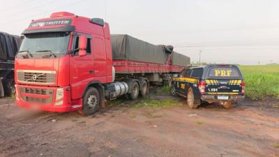 PRF apreende mais de 30m³ de madeira nativa na BR-010, em Imperatriz