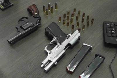 Projeto facilita compra de arma de fogo  Fonte: Agência Senado