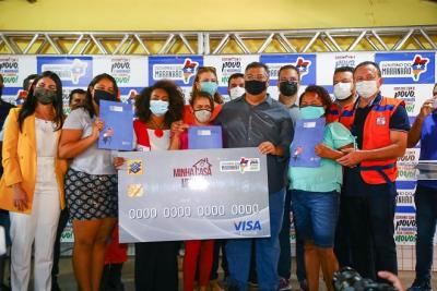 Em Imperatriz, Flávio Dino anuncia auxílio para famílias atingidas pelas chuvas