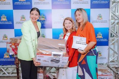 ALEMA entrega kits para combate a violência contra a mulher no Maranhão