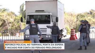  PM reforça segurança no terminal da Ponta da Espera durante o feriado